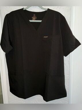 Men's Organix Black Scrub Top with Chest Pocket (NWOT)